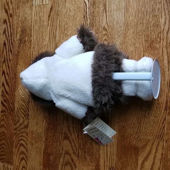 Arctic Circle Ent. Inc. Alaskan Friends Vintage Genuine Porcelain Doll - Picture 6 of 7